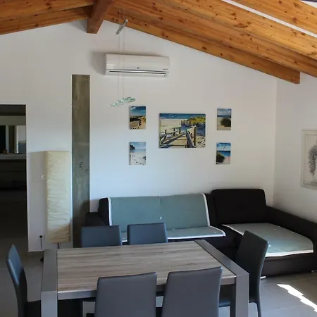 Santa Дом отдыха Порто-Веккьо